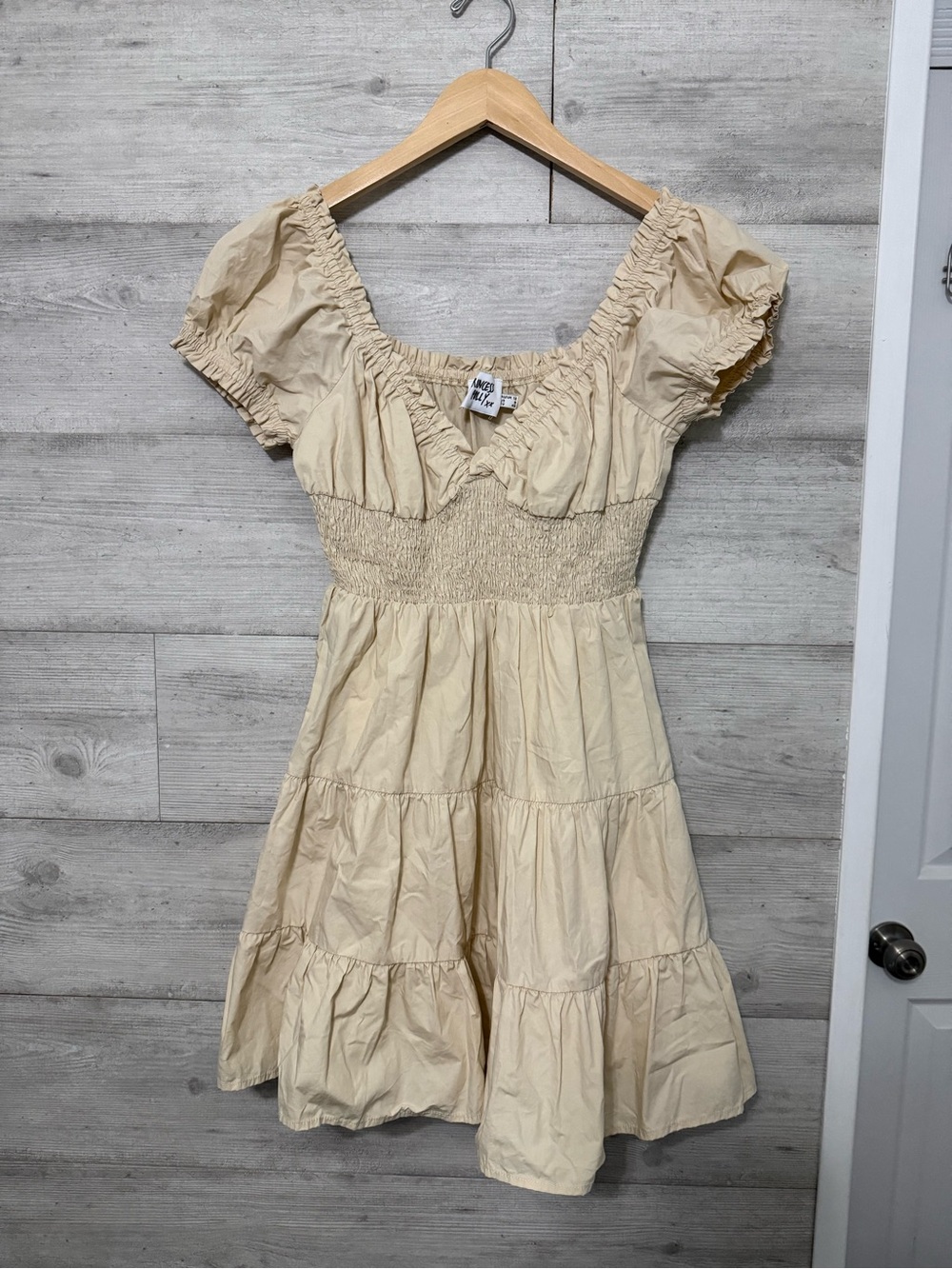 Princess Polly Daniela Baby Doll Mini Dress Beige Women’s Size 8, 100% cotton
